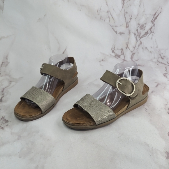 Sofft Sandals Womens 11 Metallic Gold Brown  Euro Buckle Ankle Strap Flat Greek - Picture 2 of 11